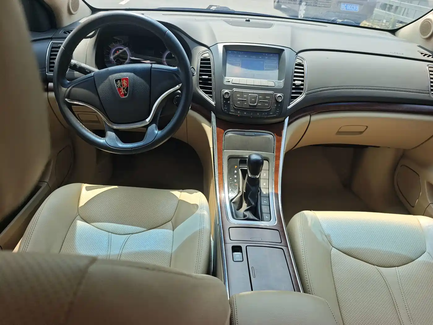 Photo 7 - Roewe 950
