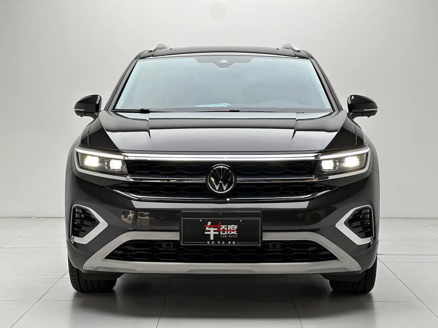 Volkswagen Talagon 2022 380TSI 4WD Luxury Premium Pro Edition 6-seater фото 2