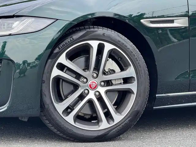 Jaguar XEL 2024 Model 2.0T 250PS R-DYNAMIC S Progressive Sport Edition — фото 5