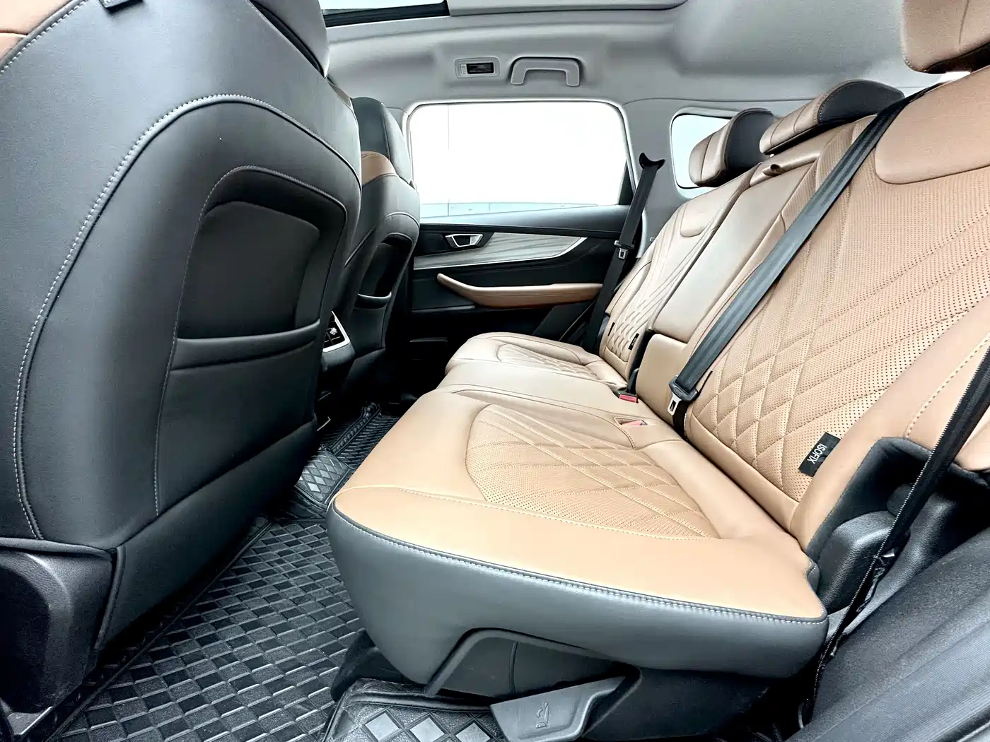CHERY TIGGO 8 PLUS