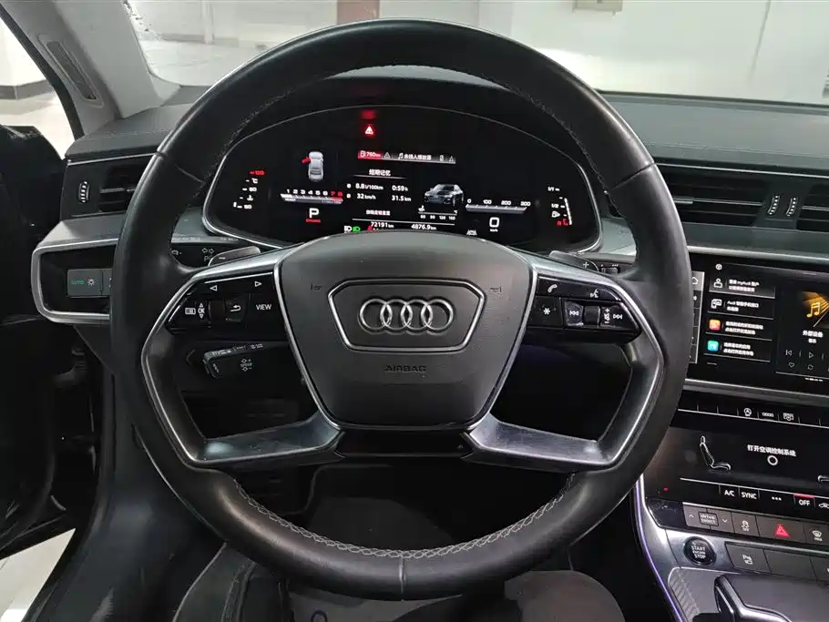 AUDI A7L