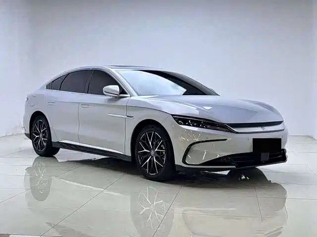 BYD Han 2025 DM-i 125KM Honor фото 3