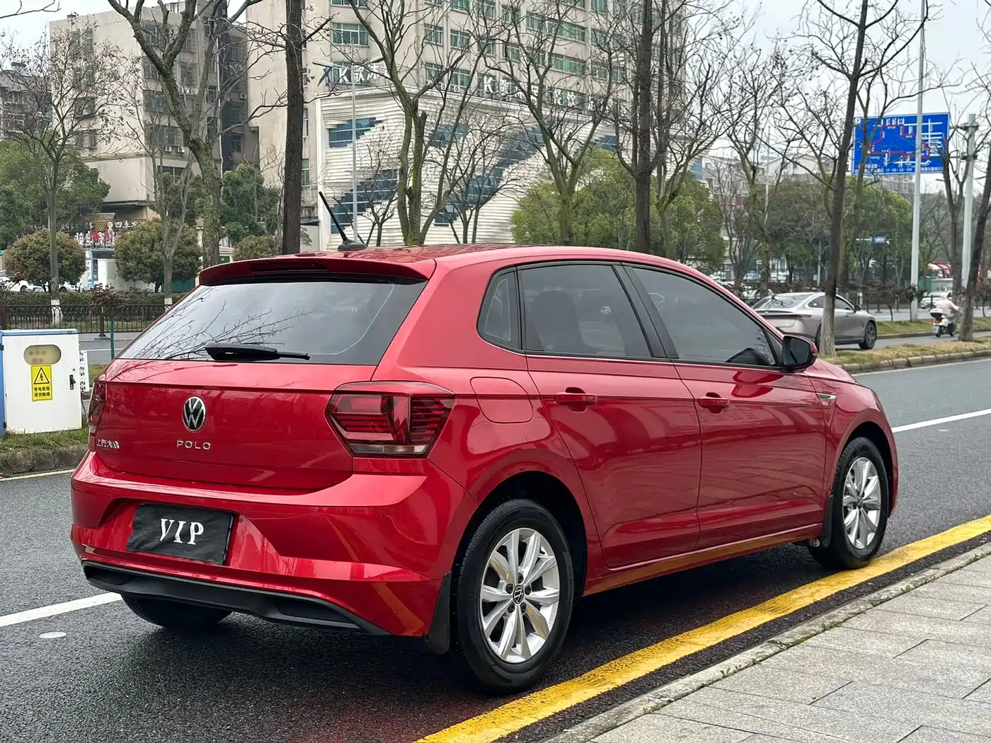 Volkswagen Polo 2023 Plus 1.5L Automatic Colorful Tech Edition фото 8