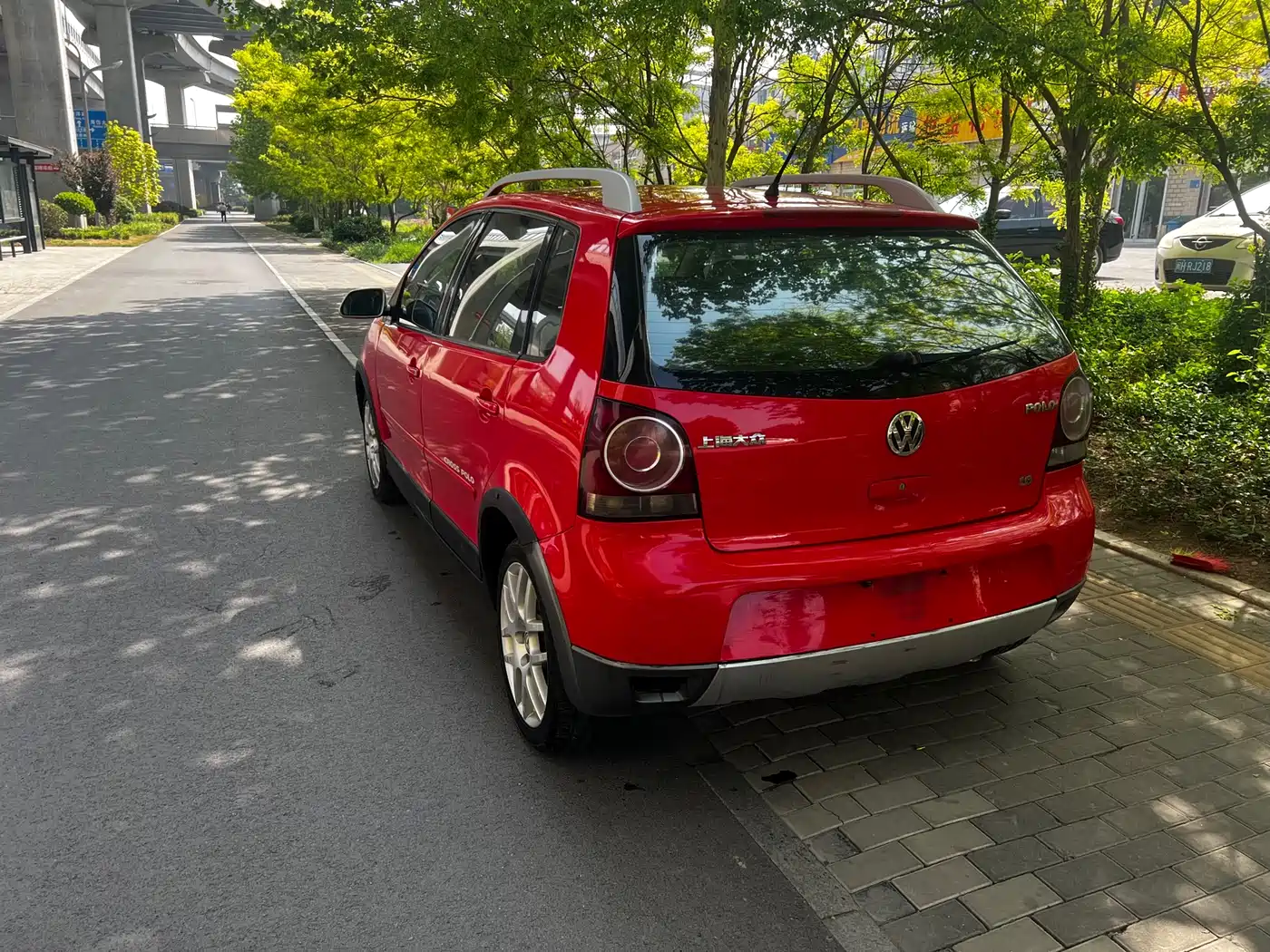 Volkswagen Polo 2007 1.6L Cross Polo MT фото 2
