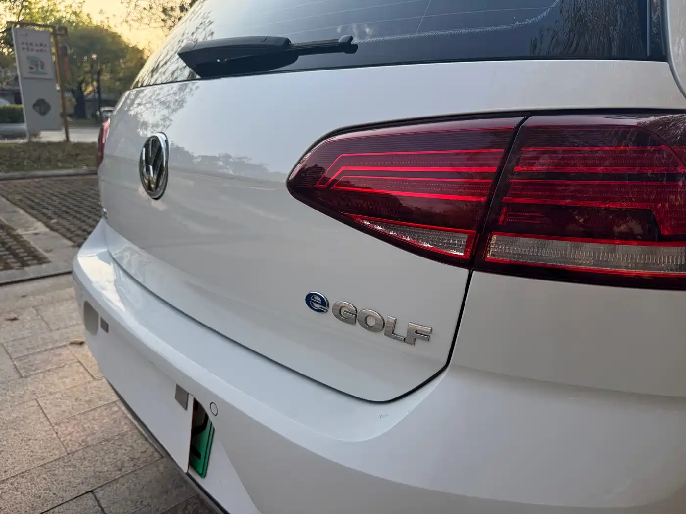 VOLKSWAGEN GOLF*PURE ELECTRICITY