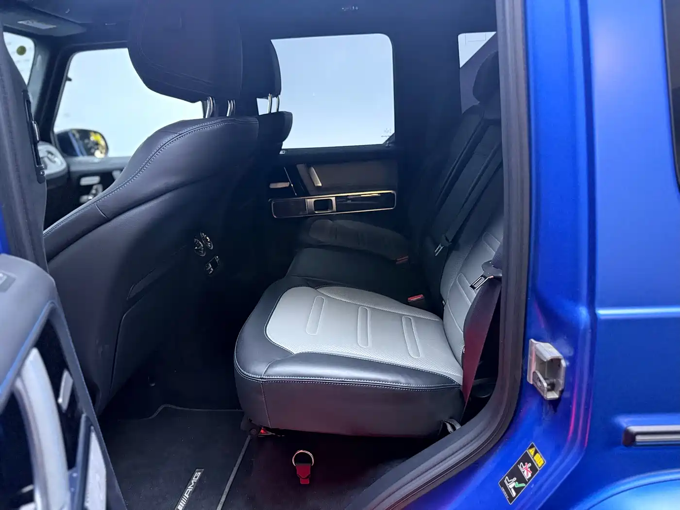 Mercedes-Benz G-Class New Energy 2025 G580 Launch Special Edition фото 6