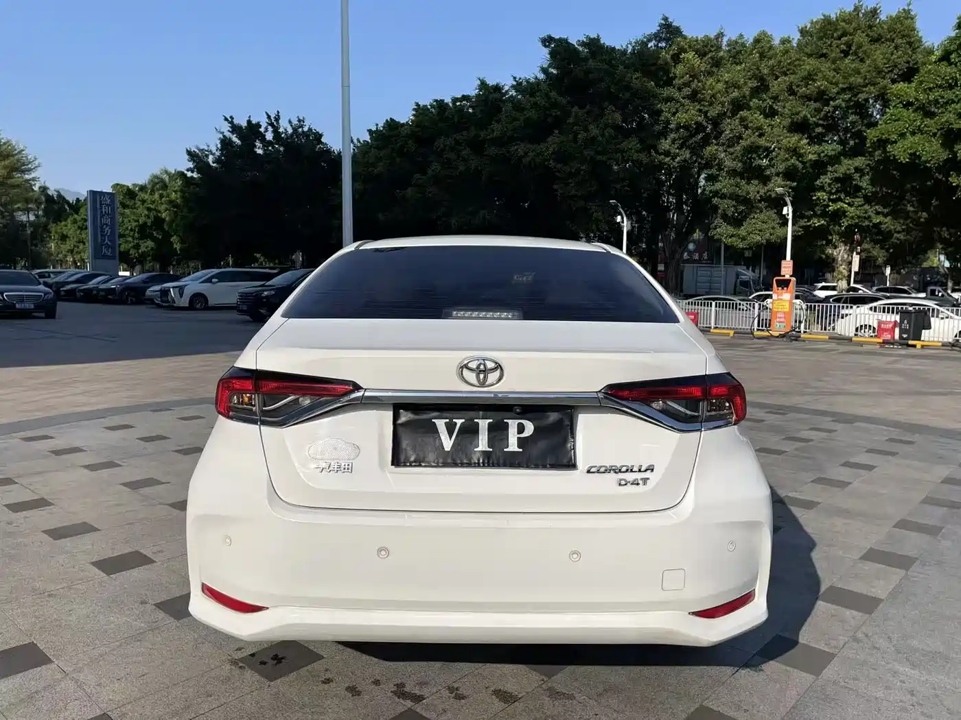 Toyota Corolla 2019 1.2T S-CVT GL Pioneer Edition фото 10