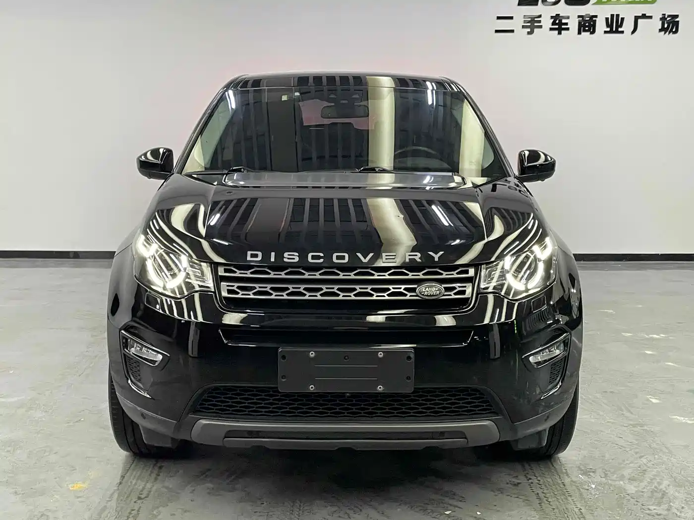 Land Rover Discovery Sport 2019 240PS SE Edition China V фото 2