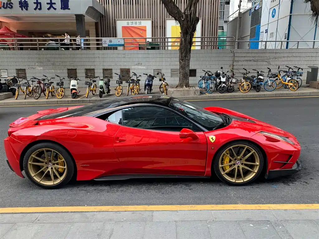 Ferrari 458 2013 2011 4.5L Italia