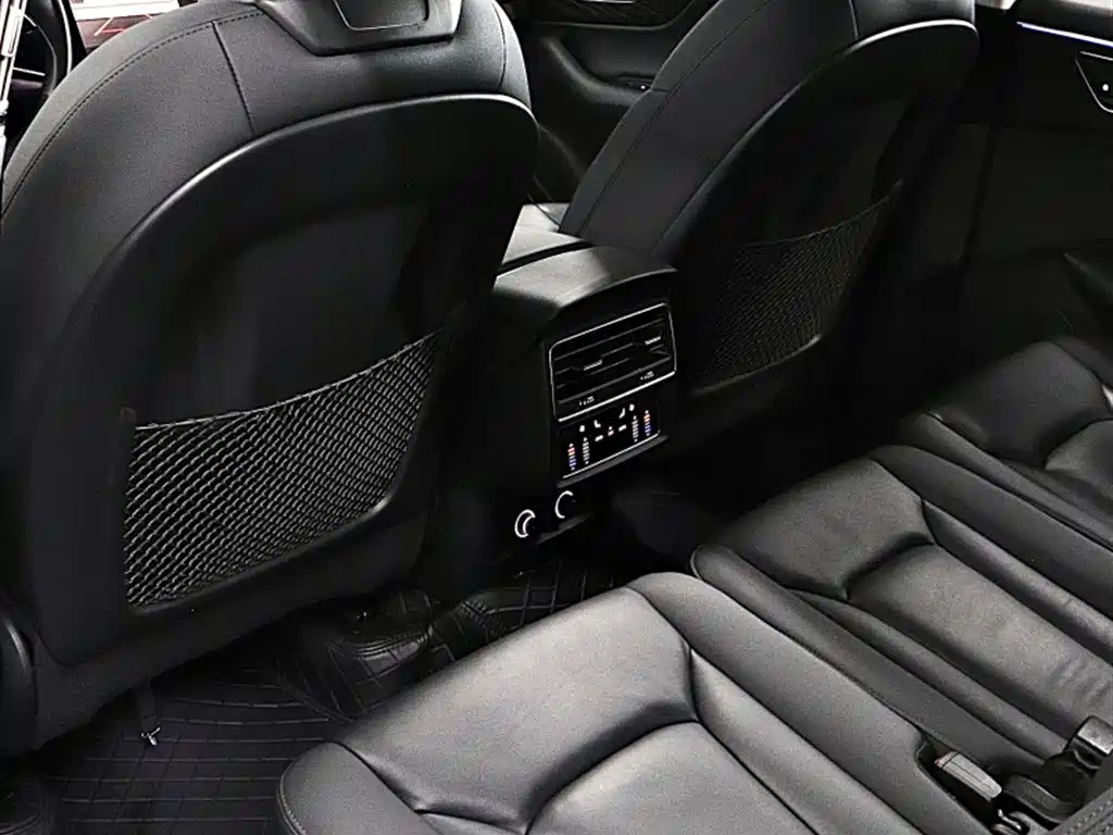 Audi Q7 2020 55 TFSI quattro S line Sport фото 13