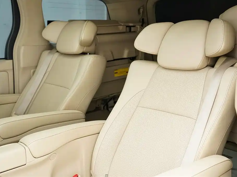 Toyota Alphard 2012 3.5L Luxury Edition фото 11
