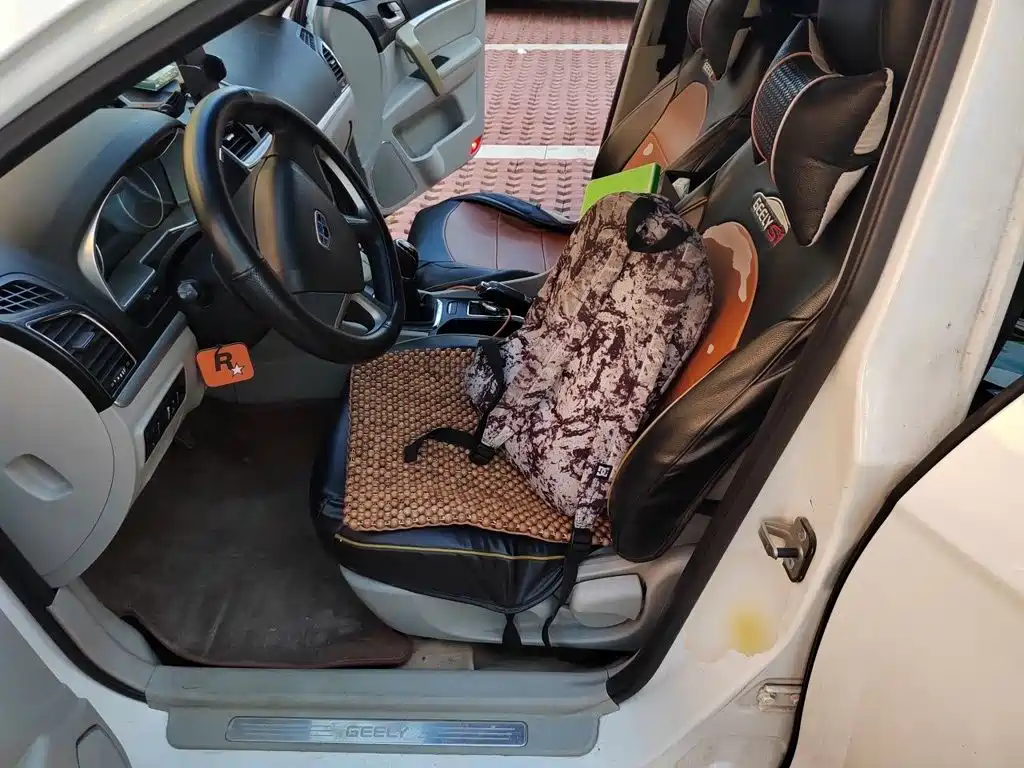 Geely Emgrand 2015 2014 Sedan 1.5L Manual Fashion