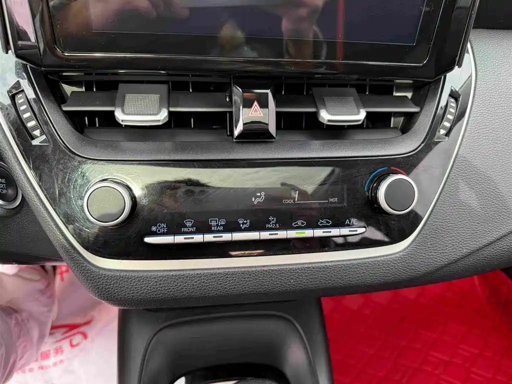 Toyota Corolla 2021 1.2T S-CVT Elite Edition фото 24