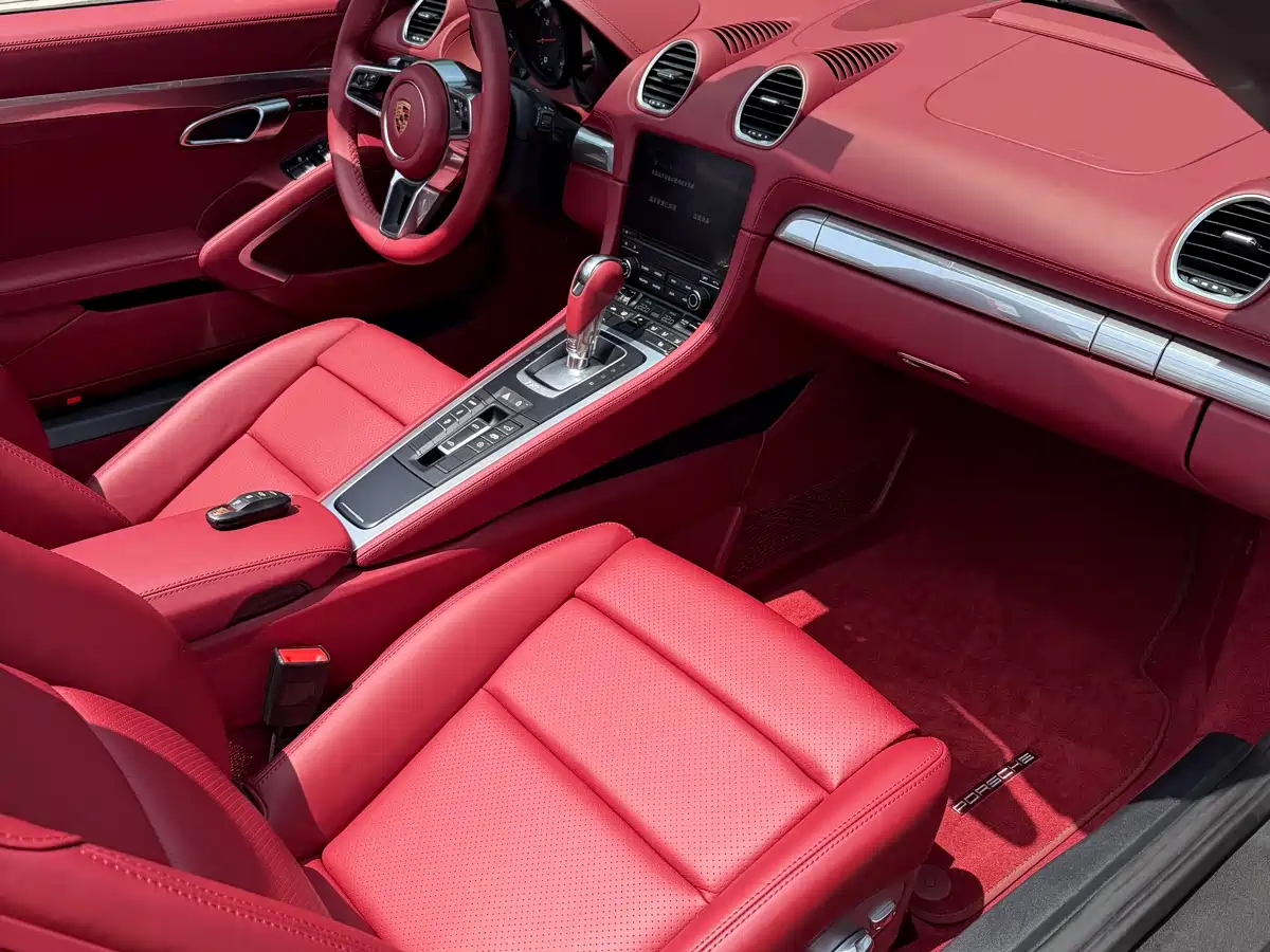 Porsche 718 2022 Boxster 2.0T фото 5