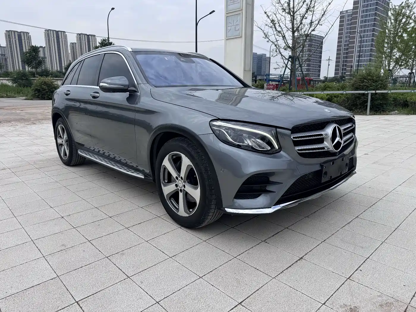 Mercedes-Benz GLC 2017 GLC 260 4MATIC Luxury фото 3