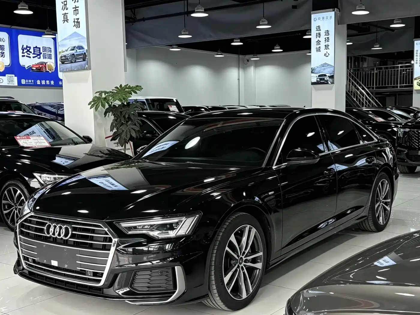 Audi A6L 2022 40 TFSI Luxury Dynamic фото 3