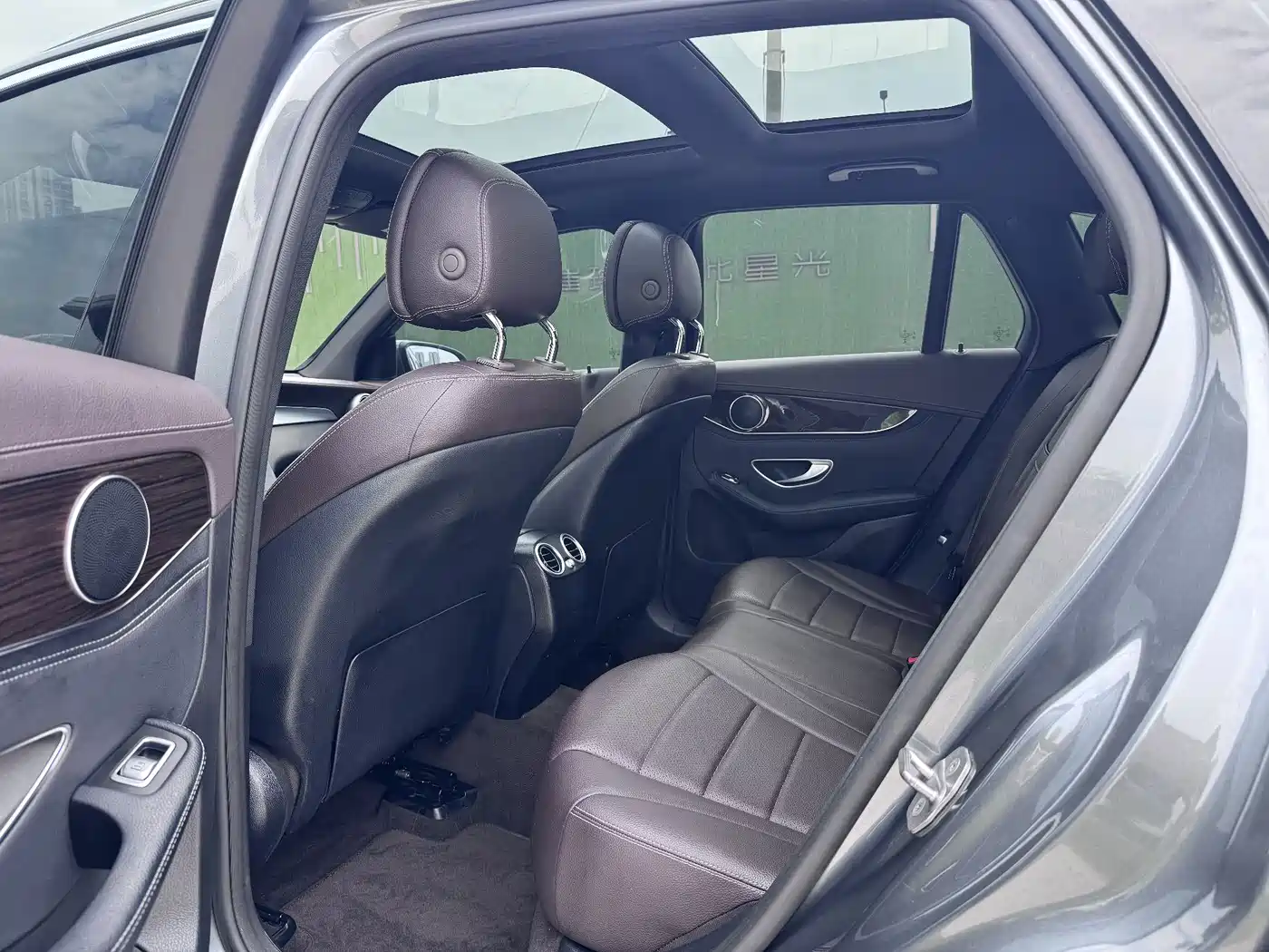 Mercedes-Benz GLC 2017 GLC 260 4MATIC Luxury фото 9
