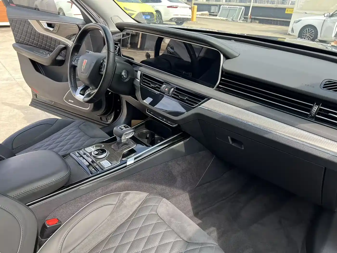 Hongqi HS5 2019 2.0T Smart Connect Enjoy Edition фото 15