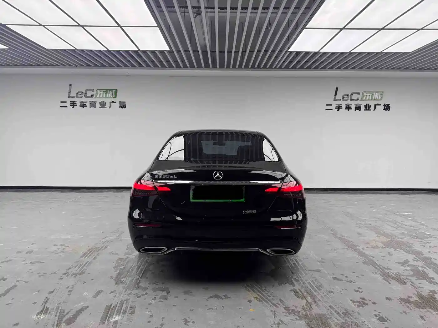 Mercedes-Benz E-Class New Energy 2023 E 350 e L Plug-in Hybrid Sport Sedan фото 5