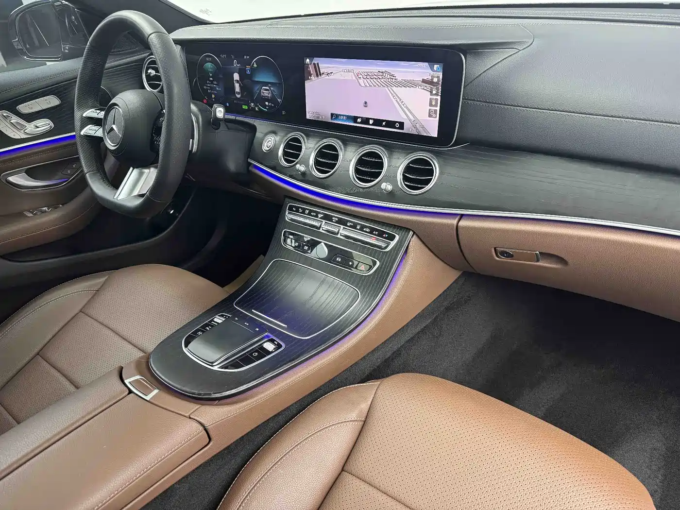 Mercedes-Benz E-Class New Energy 2023 E 350 e L Plug-in Hybrid Sport Sedan фото 15