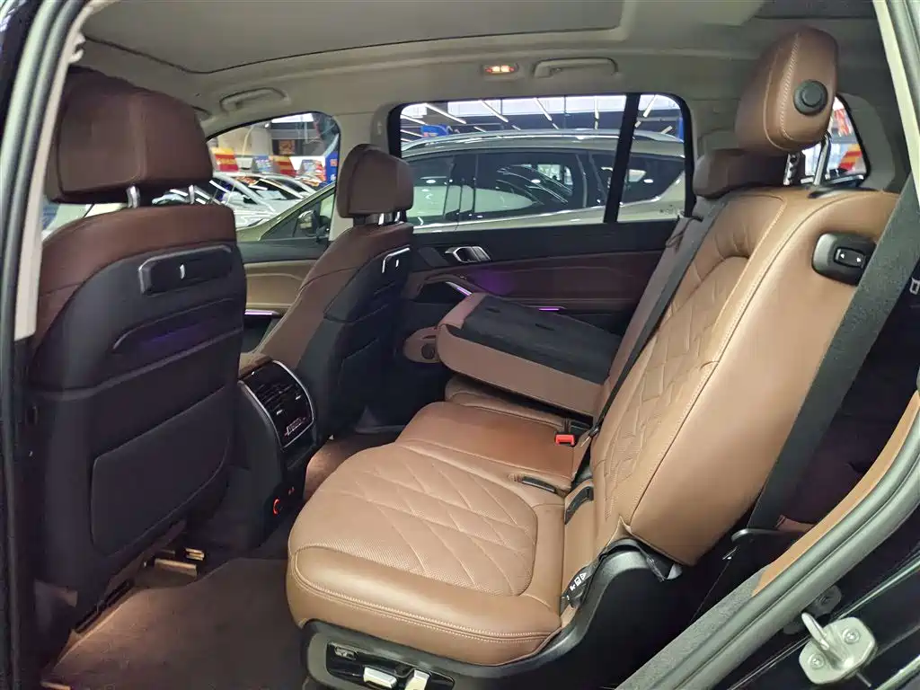 BMW X7 2023 xDrive40i Leading Luxury Package фото 11
