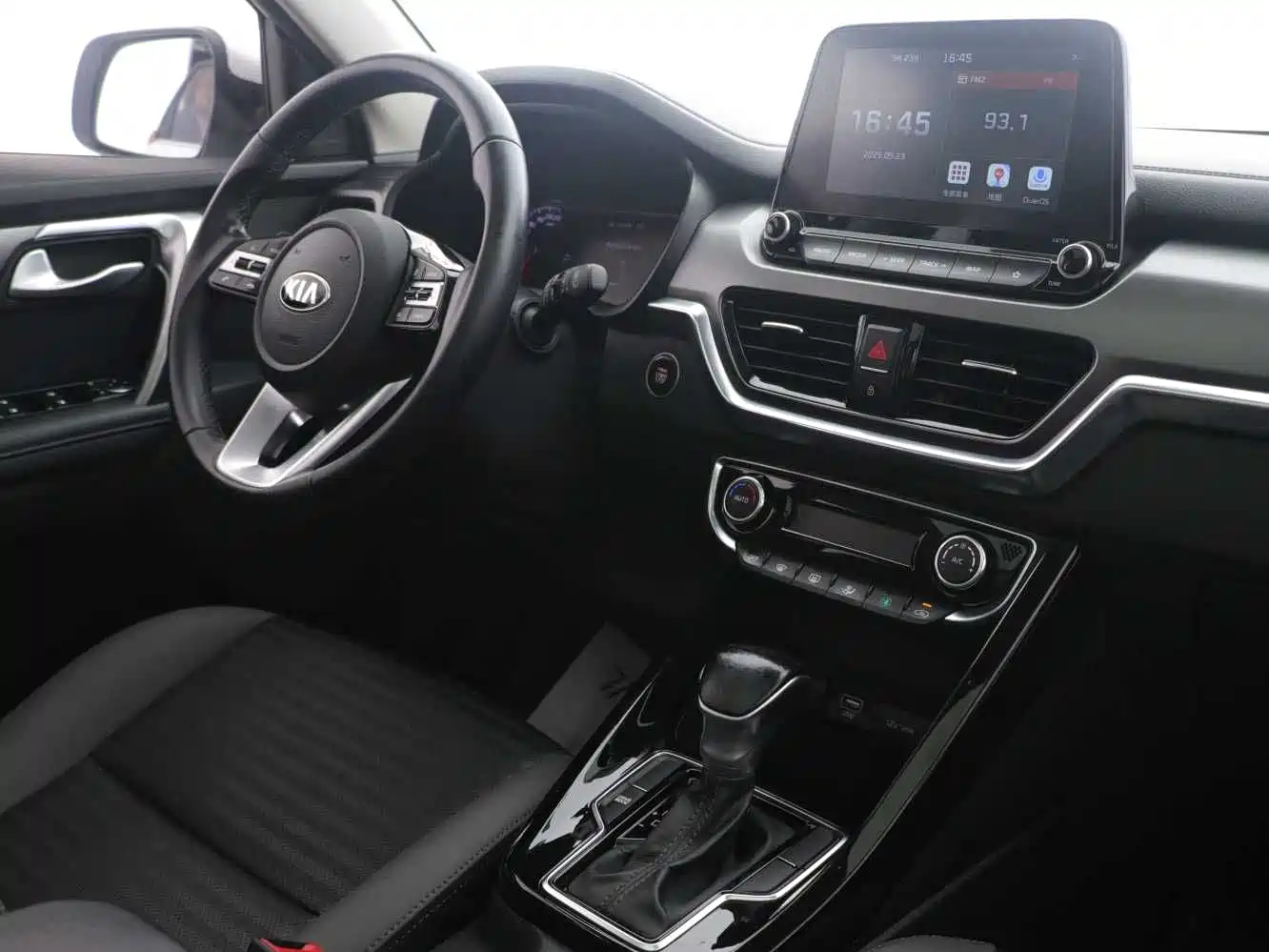 Kia Sportage 2018 2.0L Automatic Smart Luxury (China V) фото 5