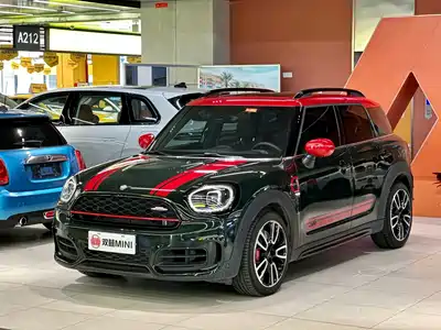 Mini JCW COUNTRYMAN