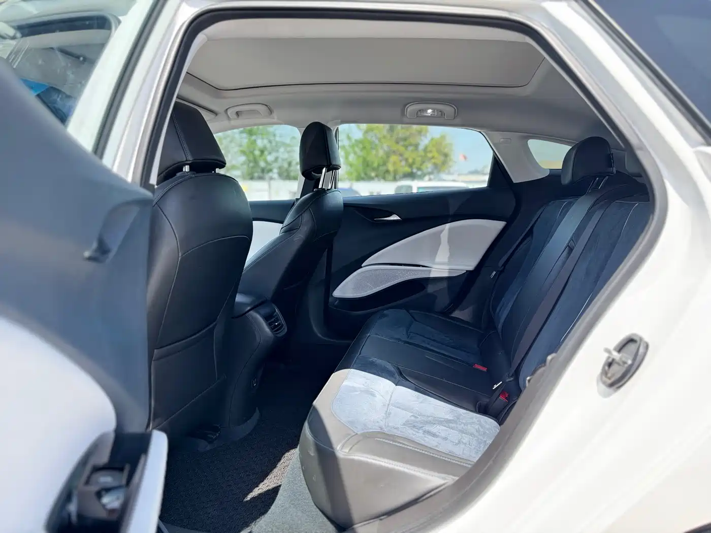 Buick Velite 6 2019 Connected Smart Edition фото 21