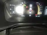 Фото 5 - Geely Atlas