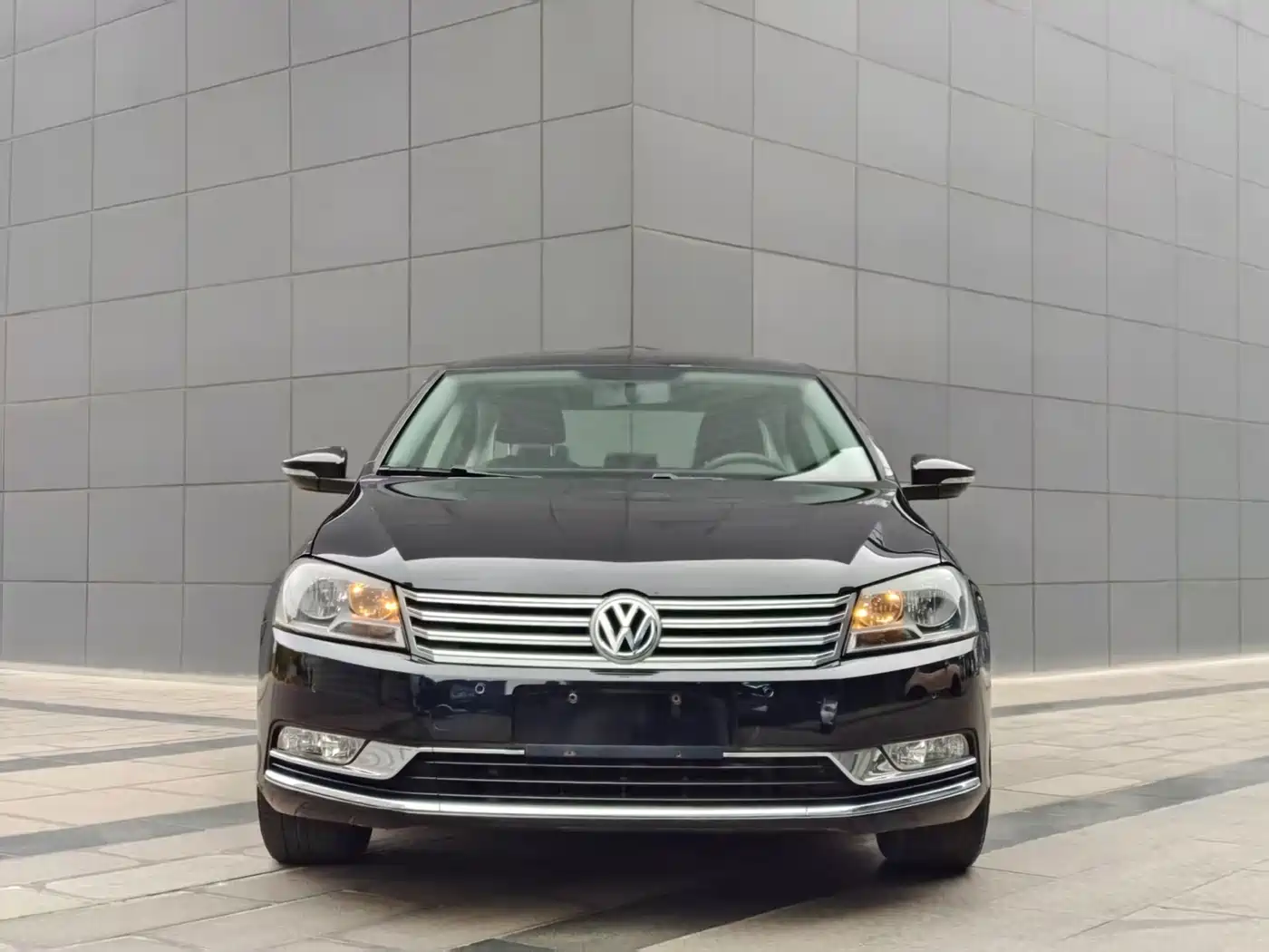 Volkswagen Magotan 2015 1.8TSI Luxury фото 2