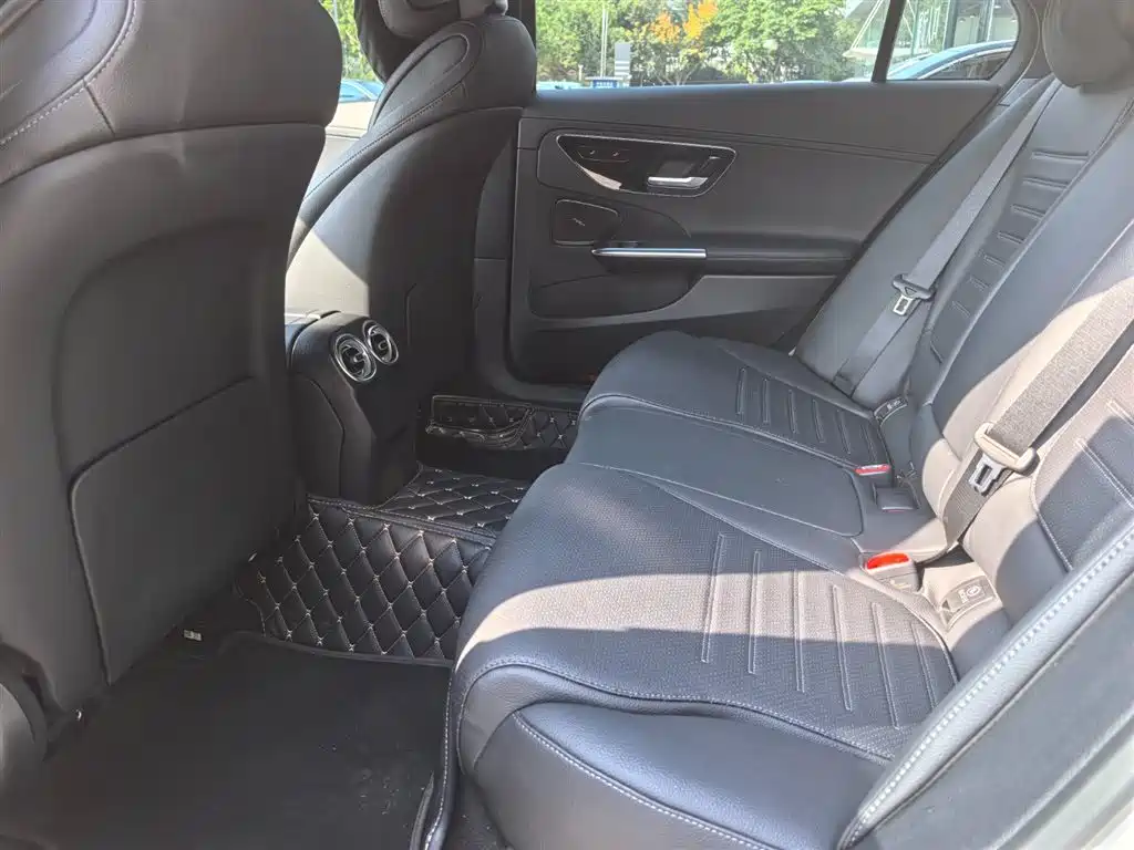 Mercedes-Benz C-Class 2024 C 260 L Sport фото 14