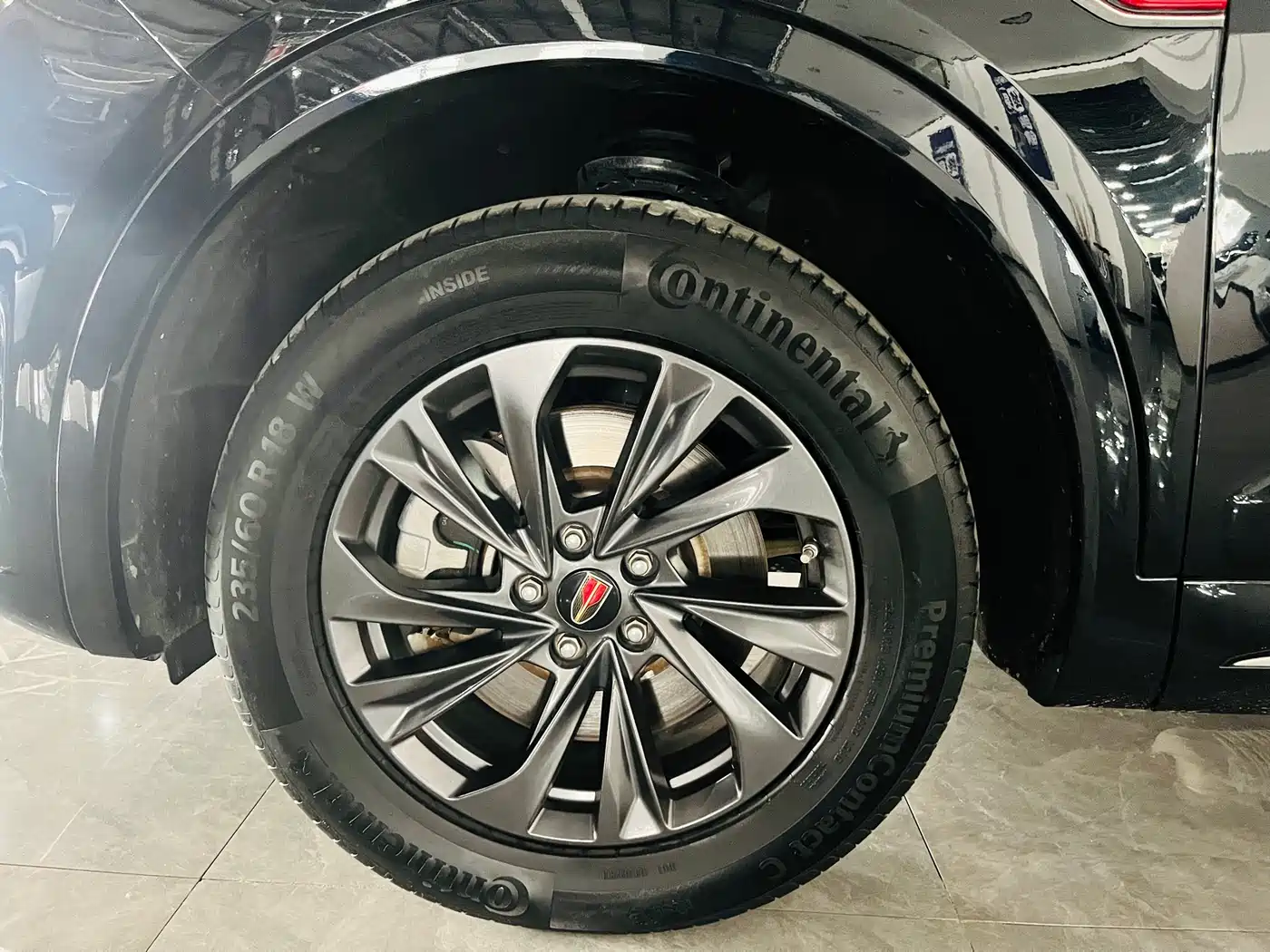 Hongqi HS5 2023 2.0T Flag Enjoy Pro Edition фото 5