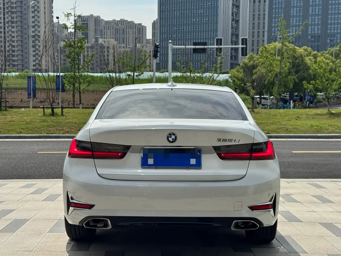BMW 3 Series 2020 325Li Launch Edition фото 25