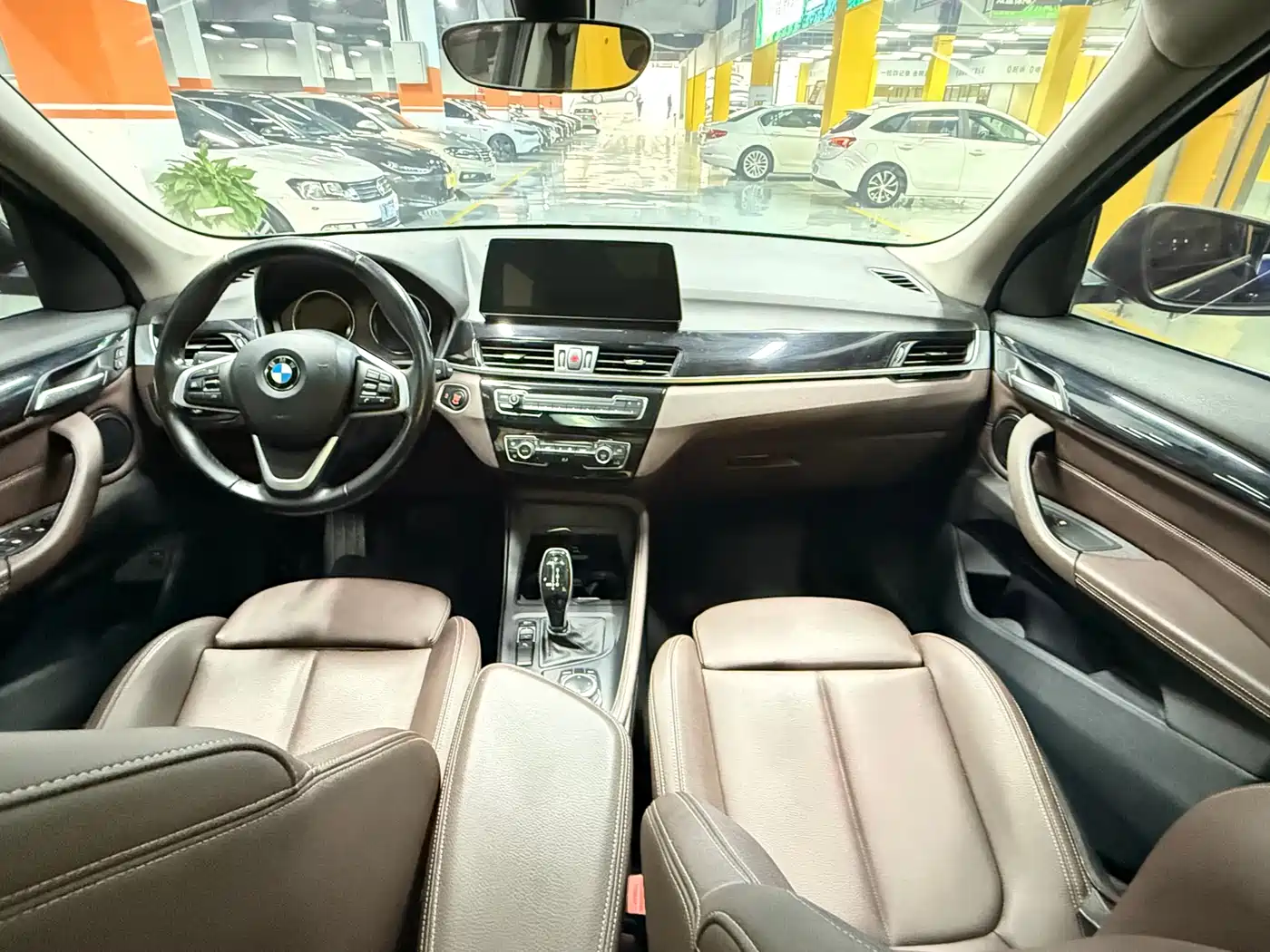 BMW X1 2020 sDrive25Li Leading Model фото 18