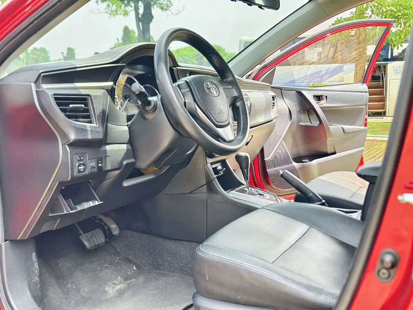 Toyota Levin 2016 1.6G CVT Elite Edition фото 8