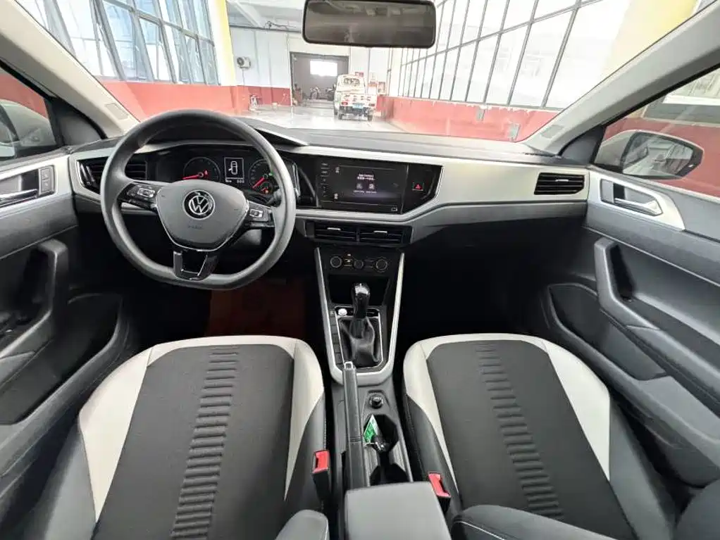 Volkswagen Polo 2022 2021 Plus 1.5L Automatic Colorful Tech Edition