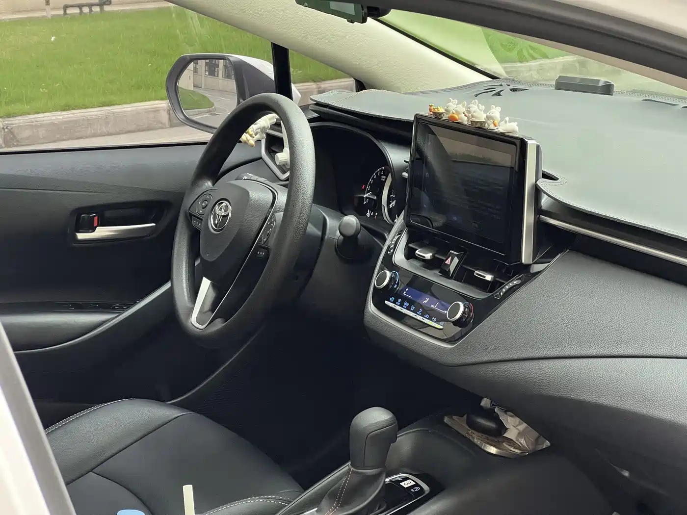 Toyota Corolla 2024 1.2T Elite Edition фото 13