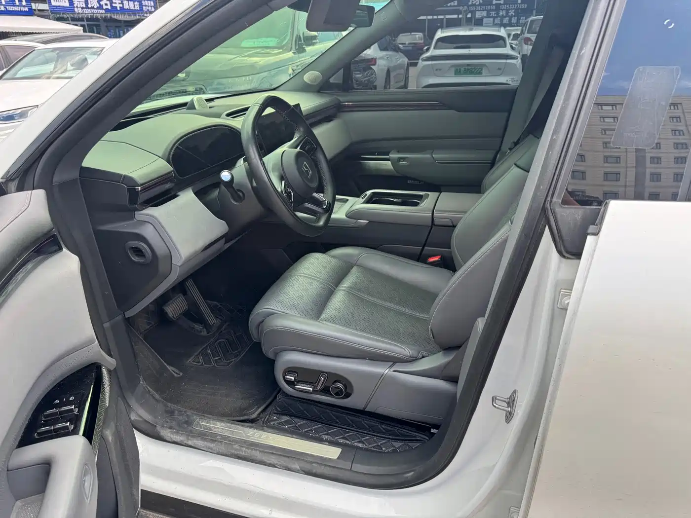 ZEEKR 7X 2025 2025 Model 75kWh RWD Smart Driving Edition