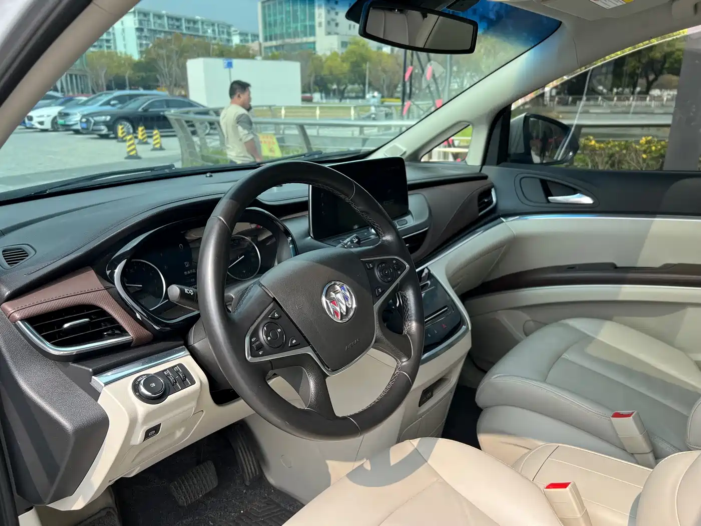Buick GL8 2020 Model Land Business Class 652T Luxury фото 9