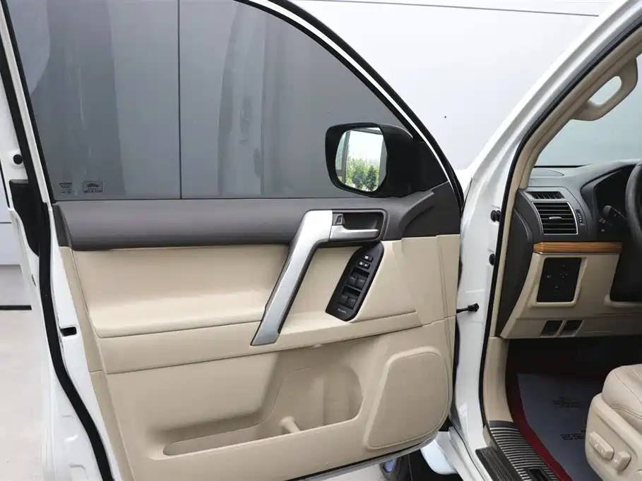 Toyota Prado 2018 3.5L Auto TX-L NAVI фото 10