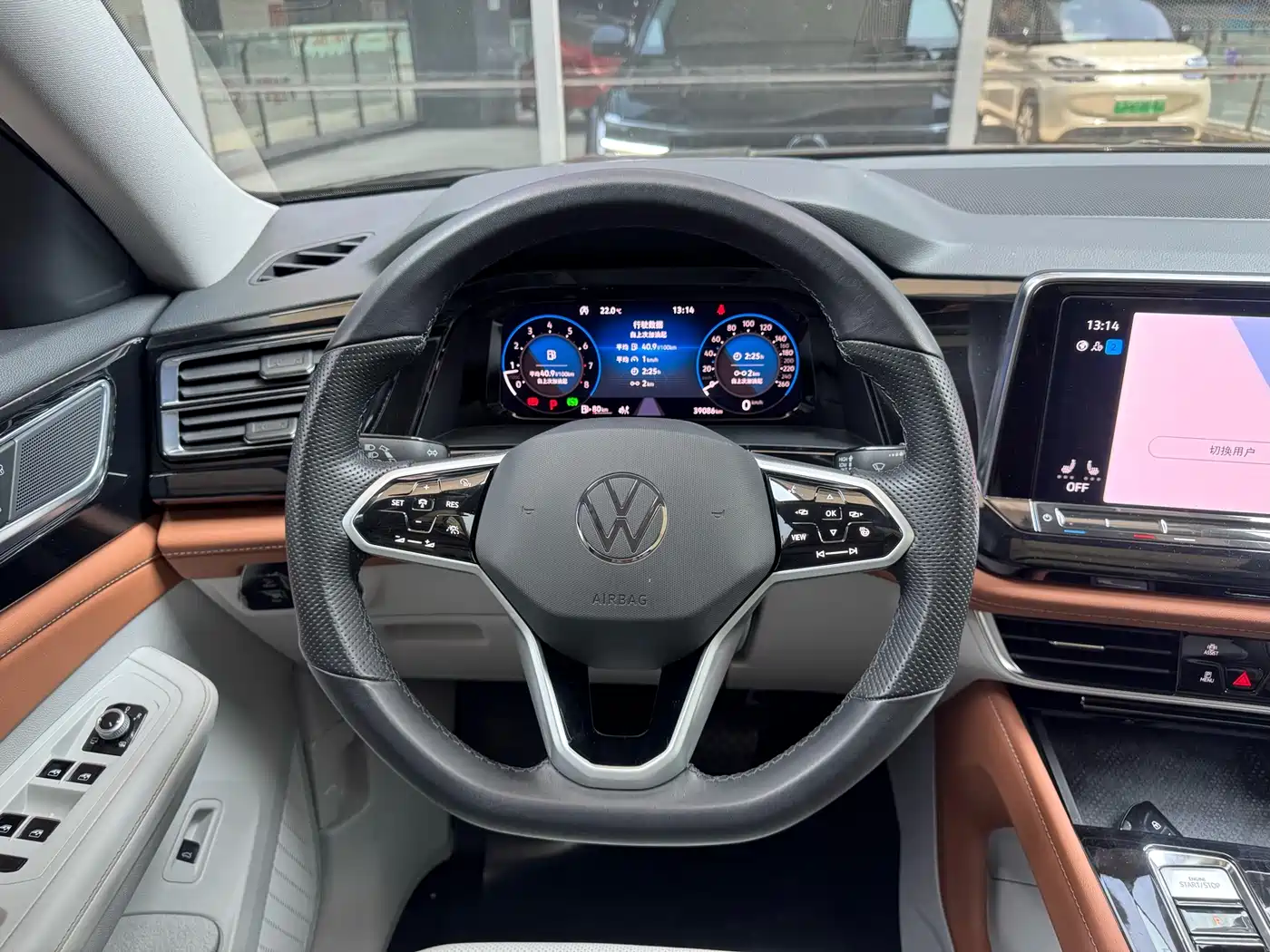 Volkswagen Teramont 2022 380TSI 4MOTION Premium Luxury фото 6