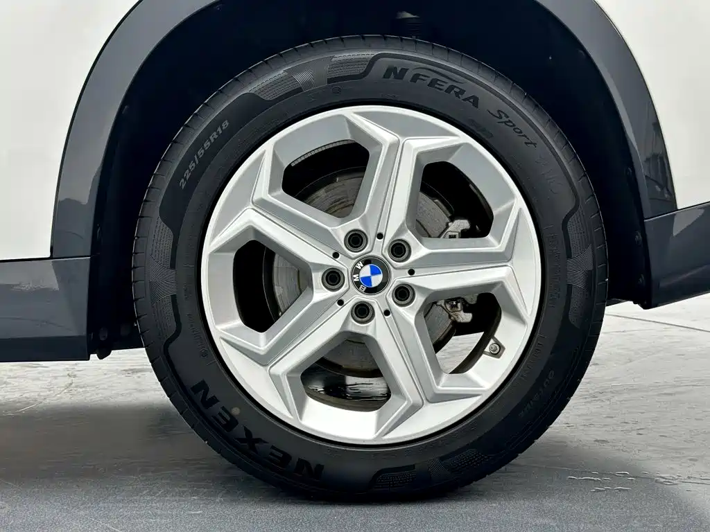 BMW iX1 2026 2026 eDrive25L X Design Package