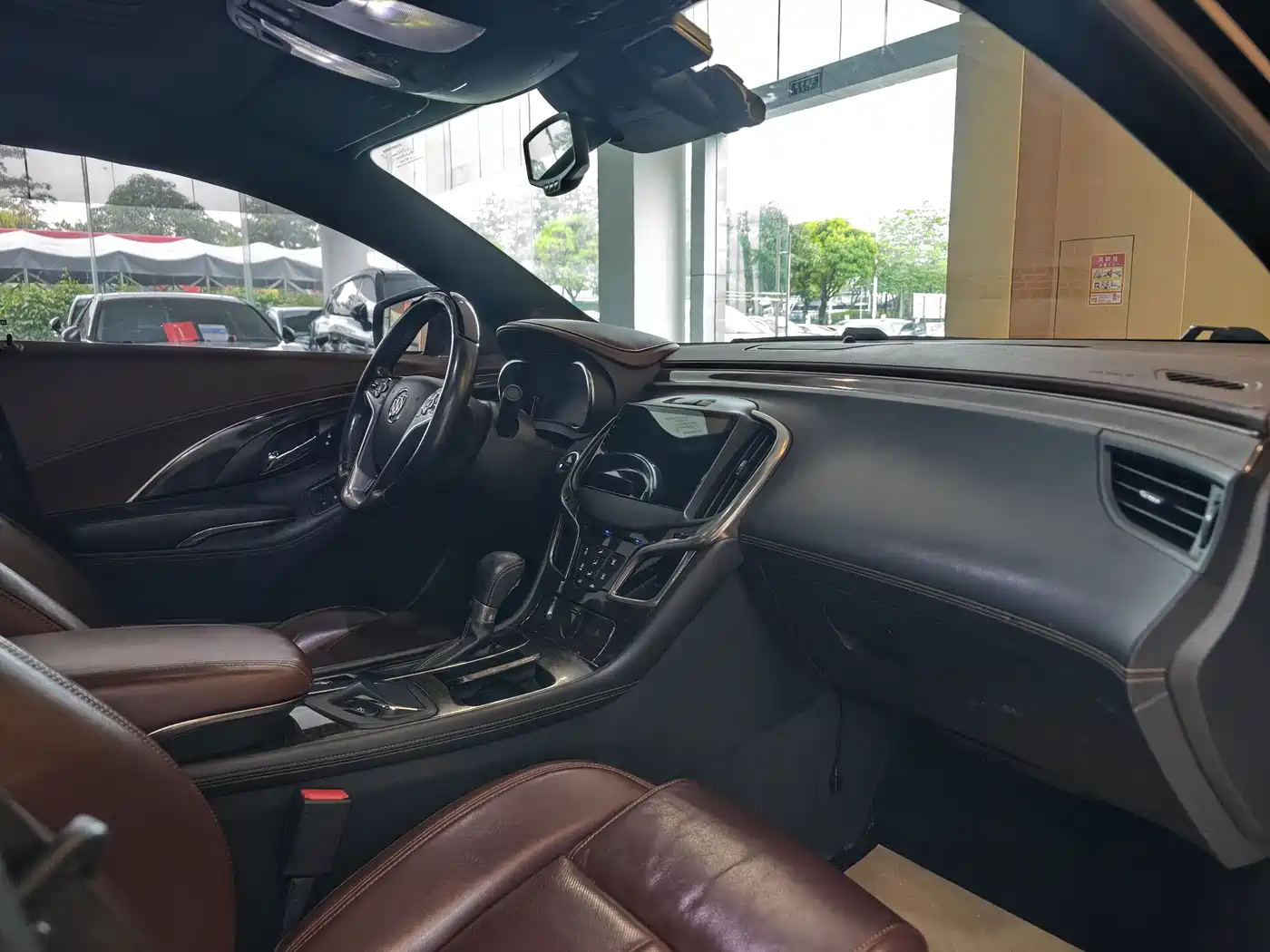 Фото 31 - Buick LaCrosse