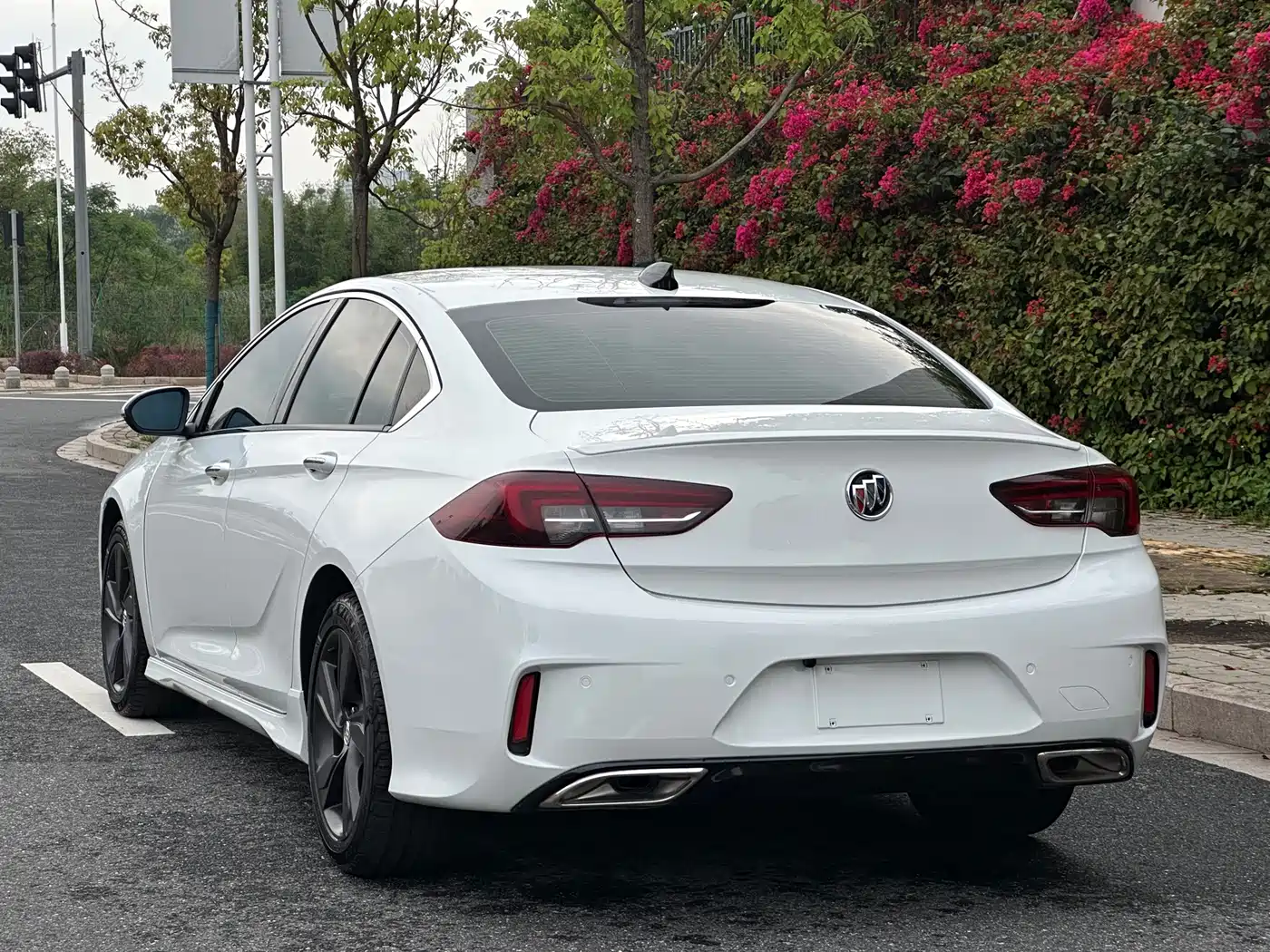Buick Regal 2019 Model GS 28T Elite China VI фото 6