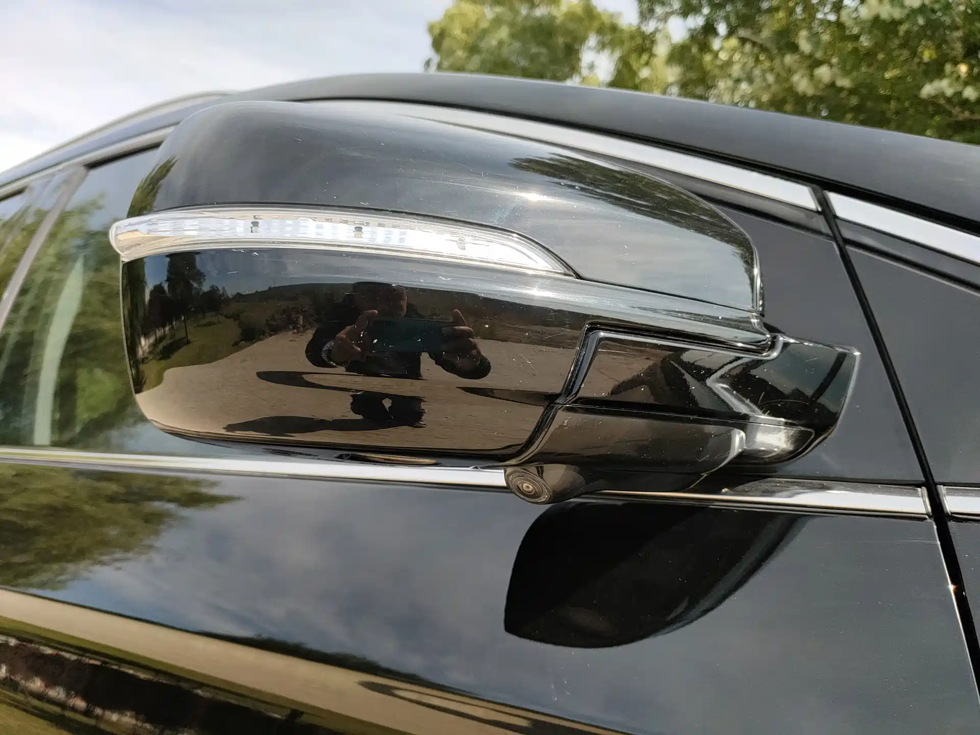 Фото 12 - Ford Edge