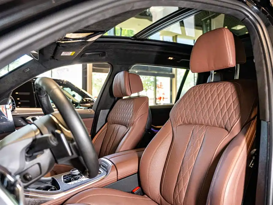 BMW X7 2023 xDrive40i Exclusive M Sport Package фото 8