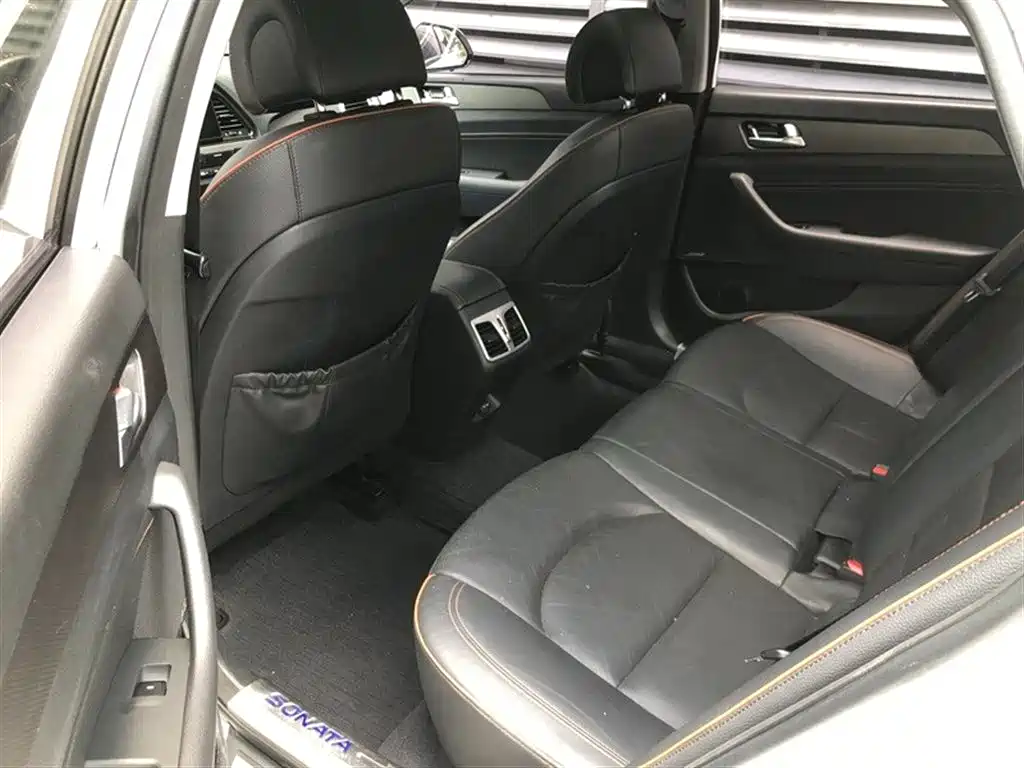 Hyundai Sonata 2015 1.6T GLX Leading фото 9