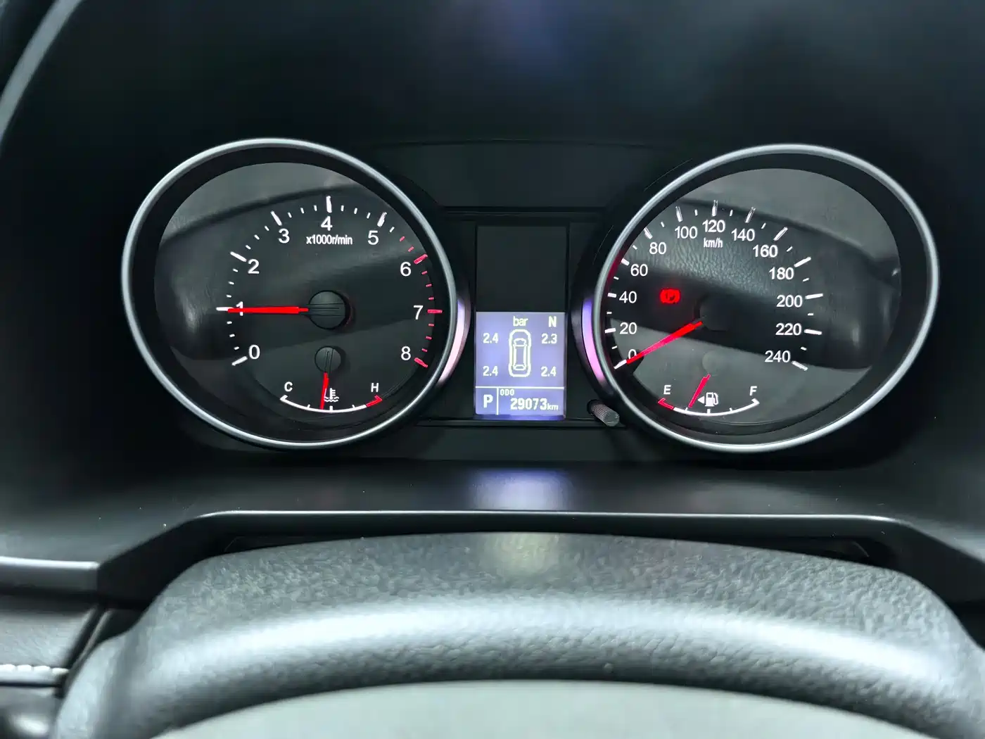 Haval M6 2023 PLUS 1.5T DCT Luxury Smart Connect фото 17