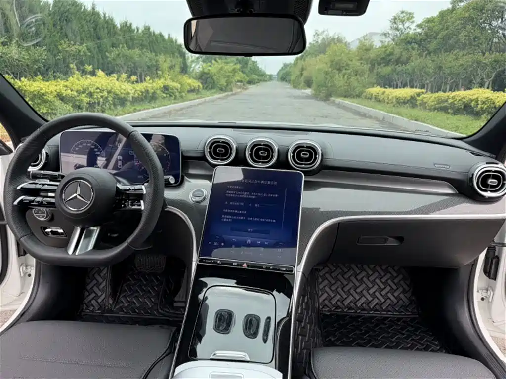 Mercedes-Benz C-Class 2023 C 260 L фото 8