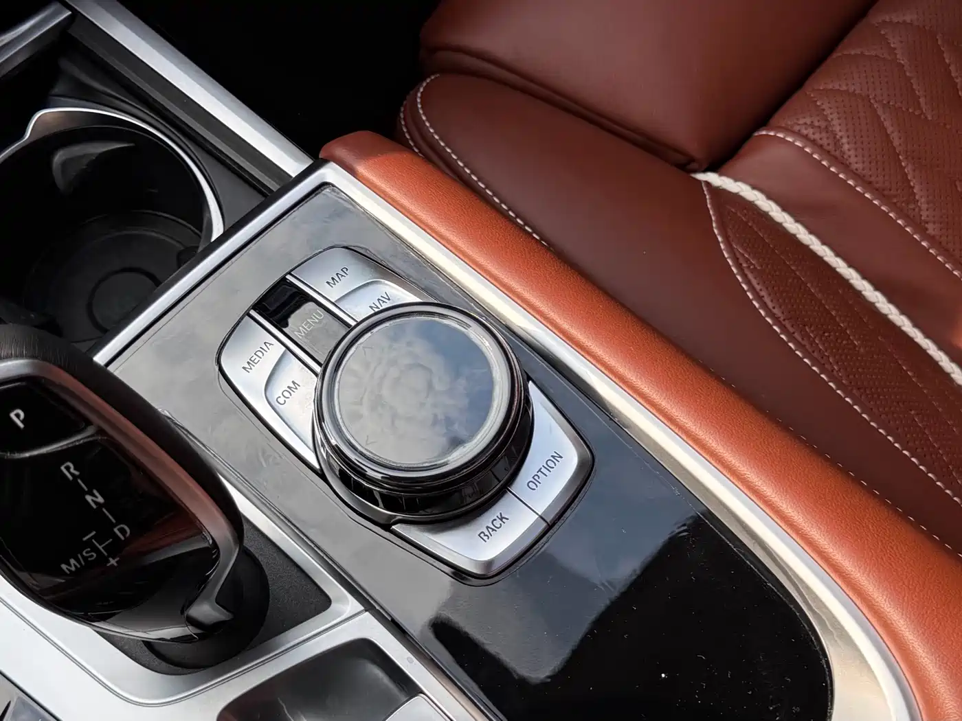 Photo 22 - BMW 7 Series